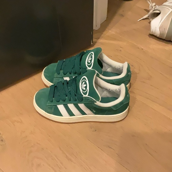 Adidas Campus Women's Forest Green Sneakers - Picture 1 of 5